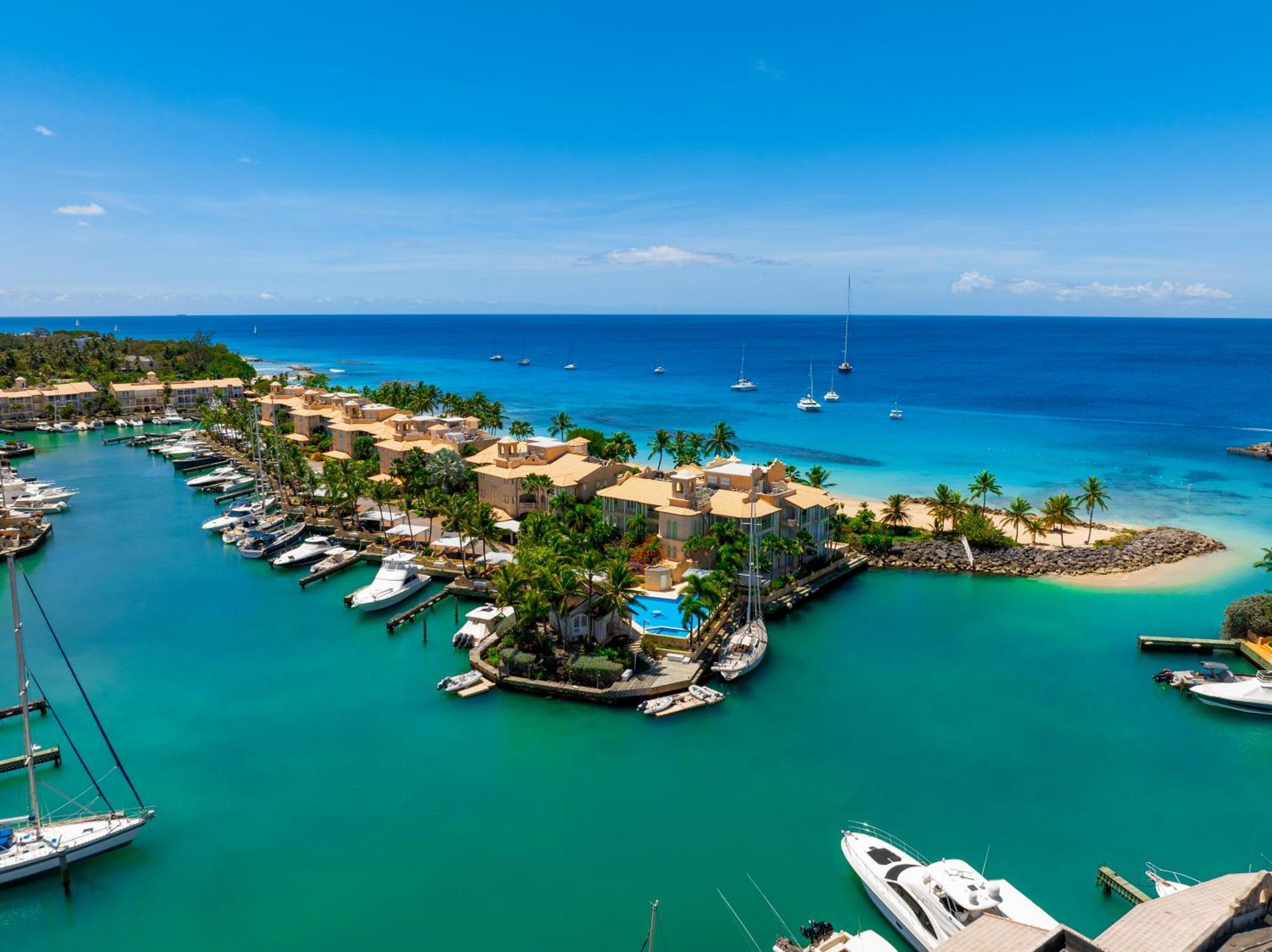Port St. Charles Hotel Saint Peter Luaran gambar