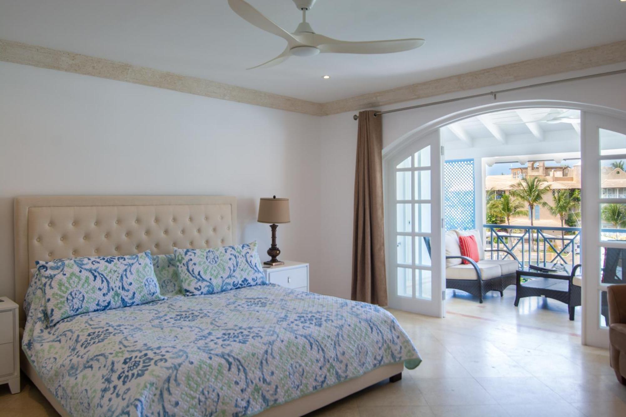 Port St. Charles Hotel Saint Peter Luaran gambar